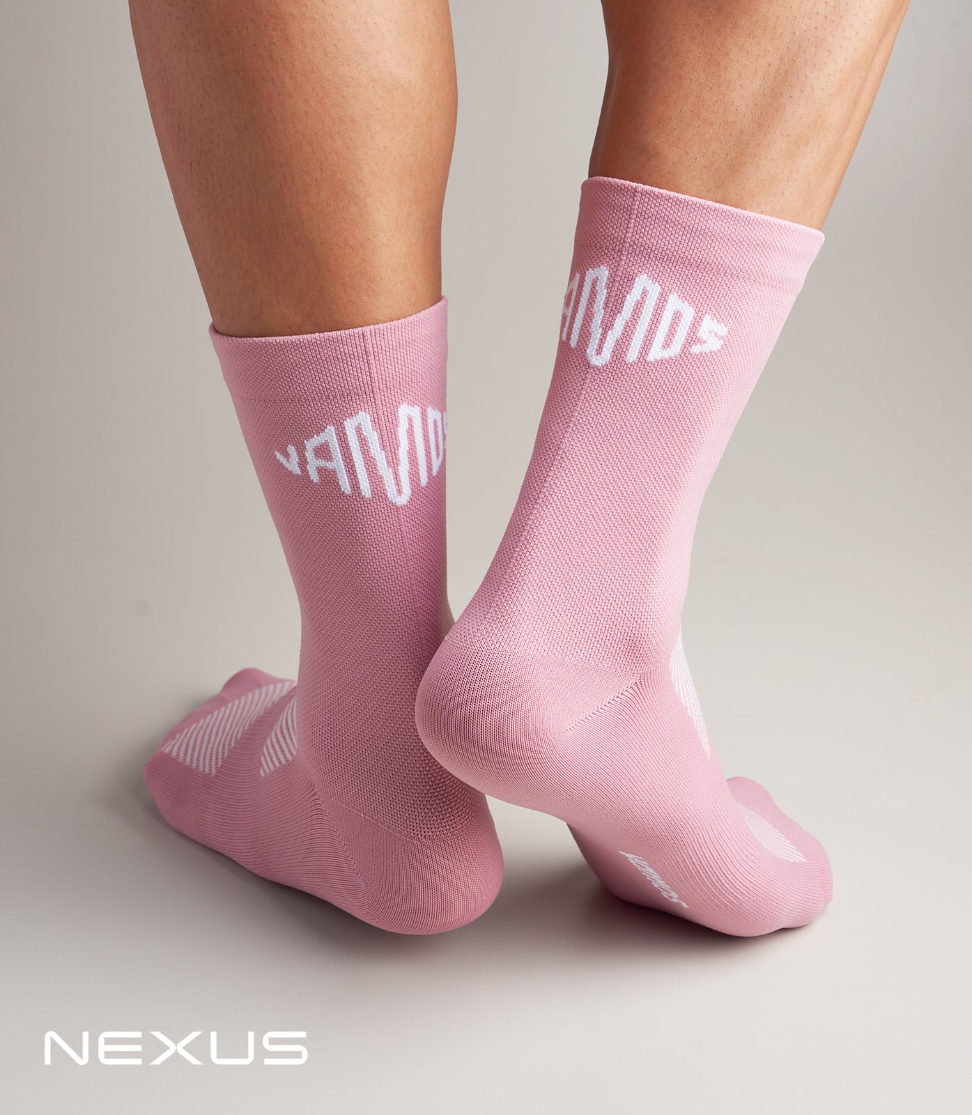 STRIDE NEXUS SOCKS (PINK)