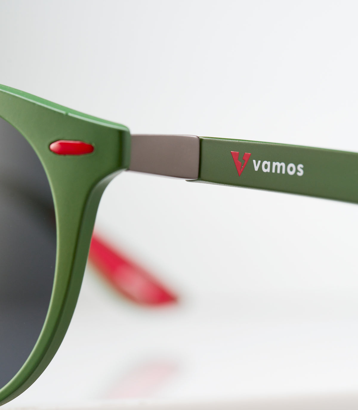 NOOSA MATTE GREEN - BLACK LENS SPEX