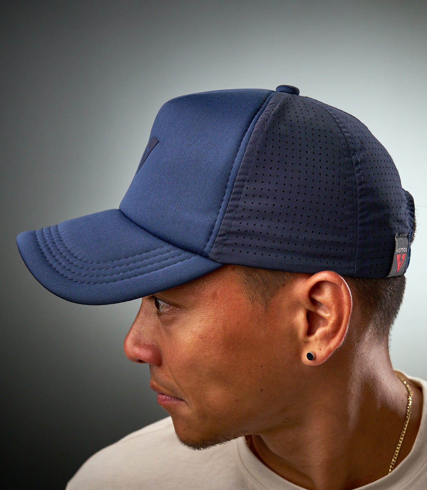 PERF+ TRUCKER (NAVY BLUE)