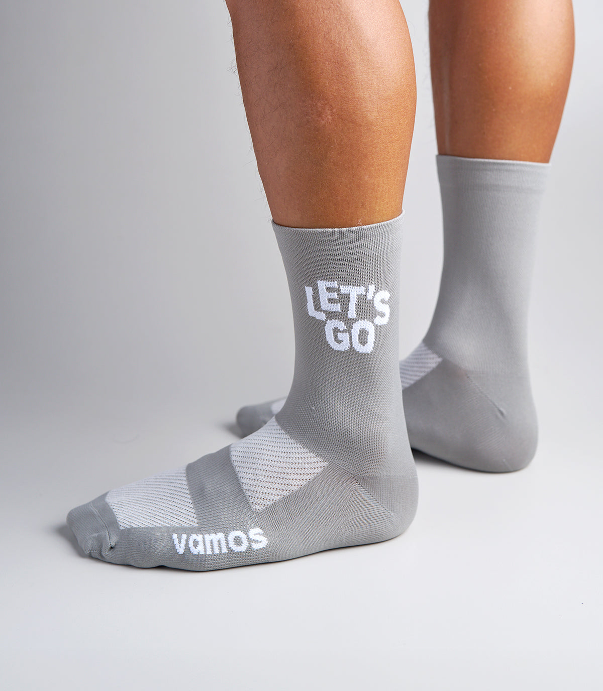 TARA NA! 2.0 (GRAY) NEXUS SOCKS