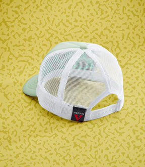 VRC TRUCKER (MINT)